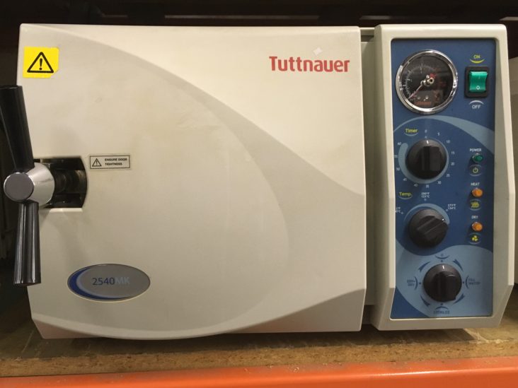 Used Tuttnauer 2540MK Kwikclave – 230V Model (2014) - Minnesota Medical